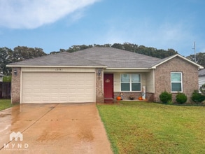 Building Photo - 12501 Solandra Cir