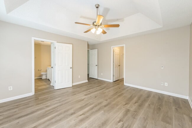 Building Photo - 460 Twin Brook Way NW