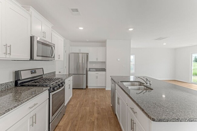 Building Photo - 1364 Ledsham Ct