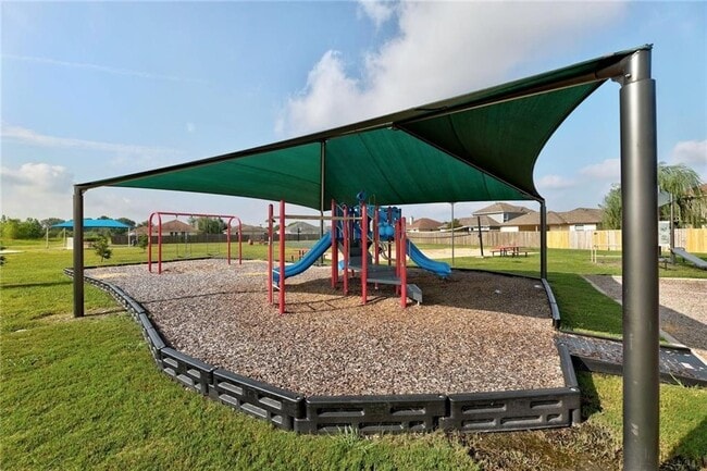 Building Photo - 317 McCoy Ln