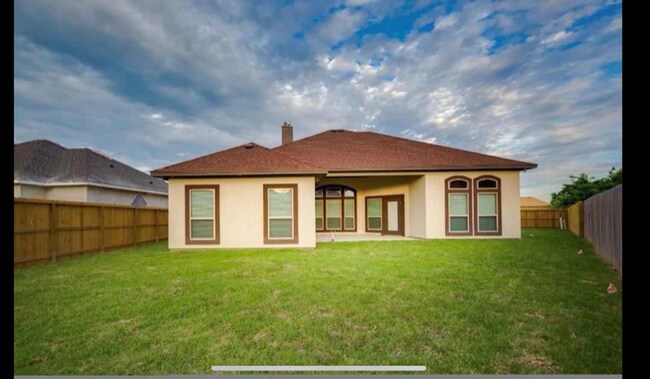 Building Photo - 5701 Bella Di Giorno Dr