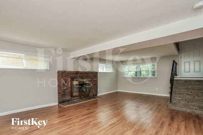 Building Photo - 11266 Briarstone Dr