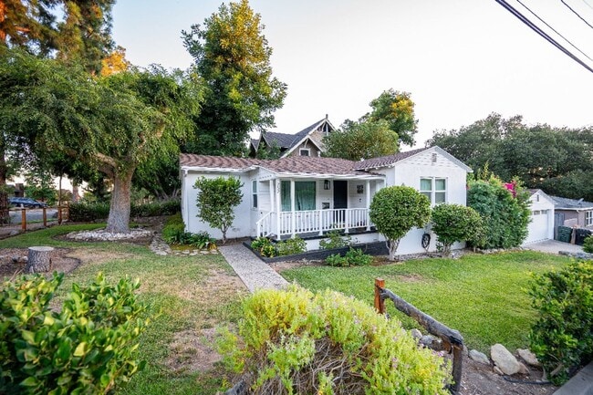 Building Photo - 274 N Dominguez Pl