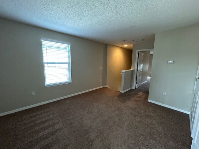 Building Photo - 458 Tradition Ln