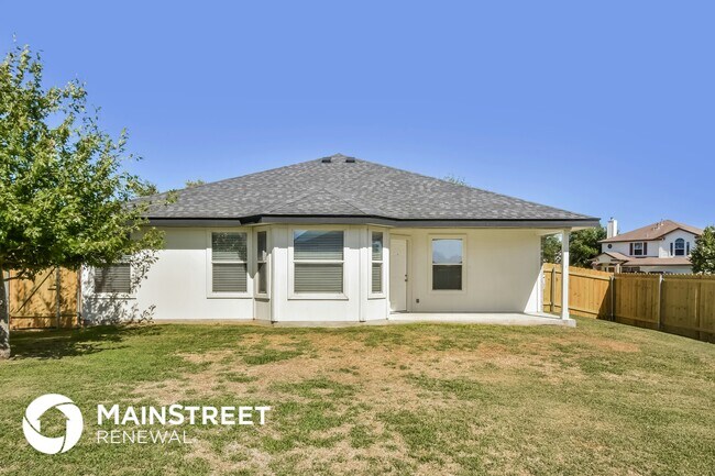 Building Photo - 8514 Whitebrush