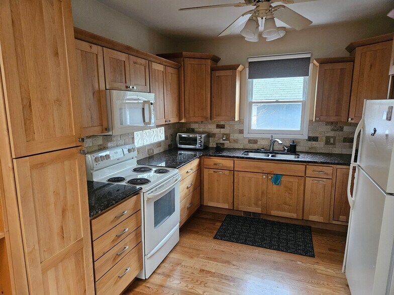 Main House - 807 E Yampa St