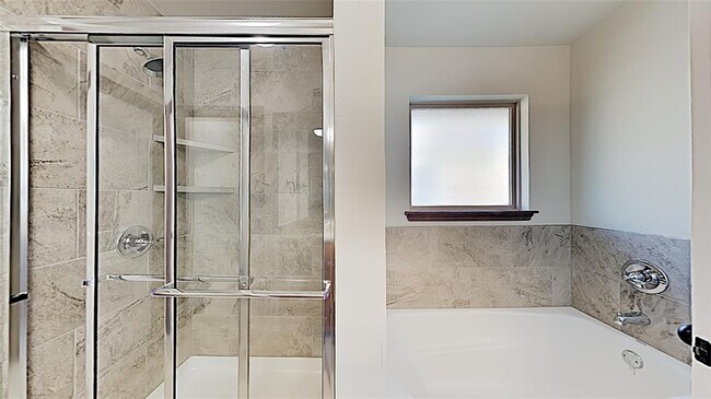 Building Photo - 3616 Upland Ridge Dr
