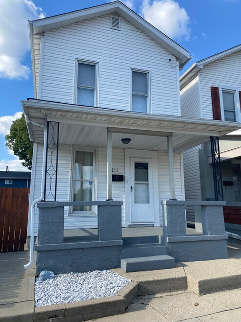 Building Photo - 211 Burns Ave