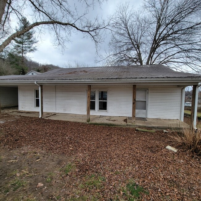 Building Photo - 617 Evans St