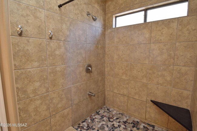 Building Photo - 10226 E Desert Eden Pl