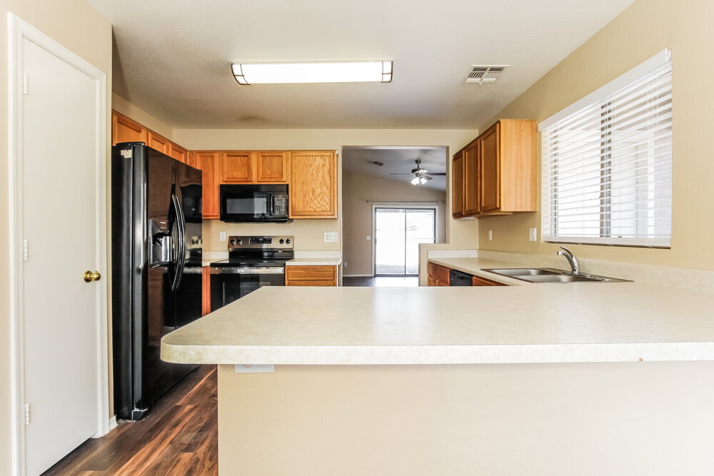 Building Photo - 12734 W Via Camille