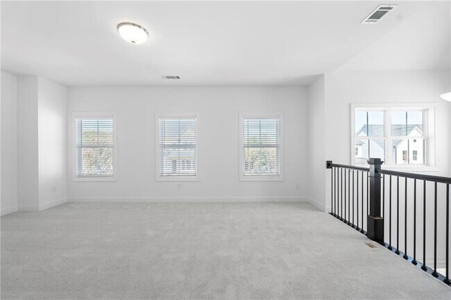 Building Photo - 1042 Winding Br Dr