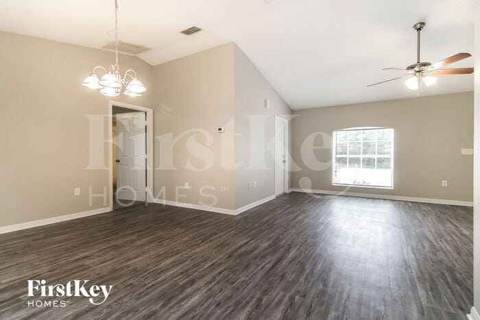 Building Photo - 1809 Hudson Ct