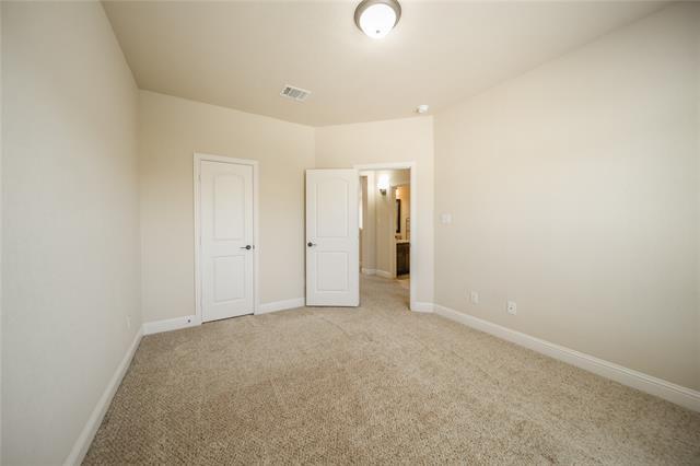 Building Photo - 4150 Florence Dr