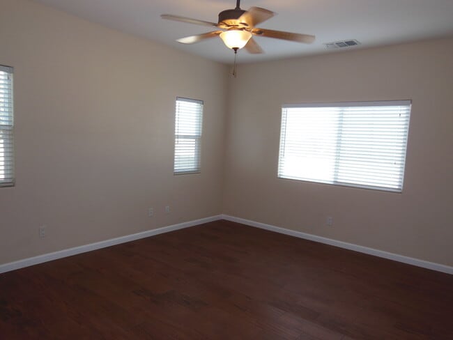 Building Photo - 5744 Adobe Cir