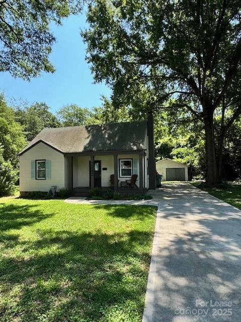 Primary Photo - Beautifully Renovated 2BR Home with Modern...