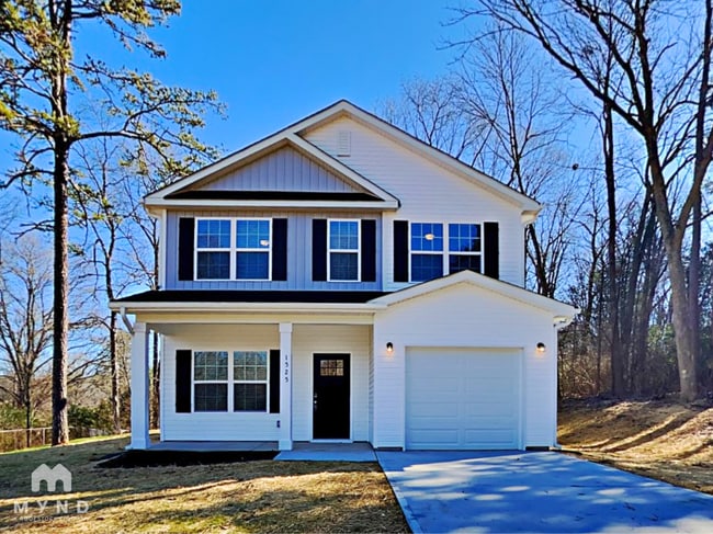 Building Photo - 1525 Allenbrook Dr