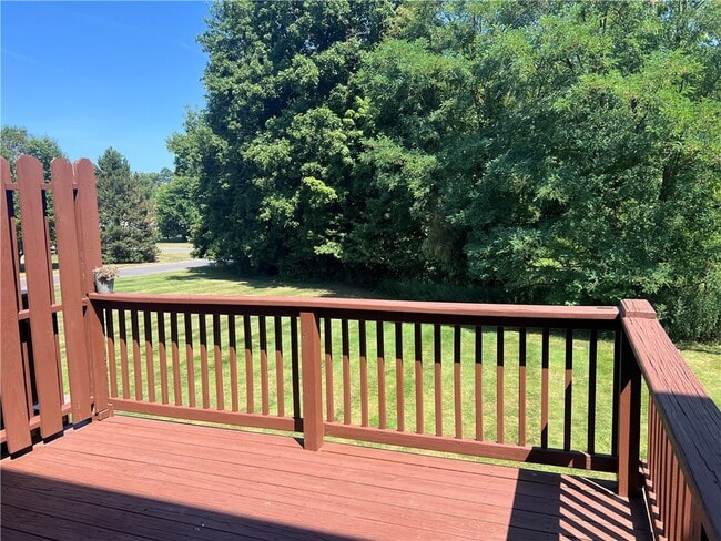 Building Photo - 217 Wycliff Dr