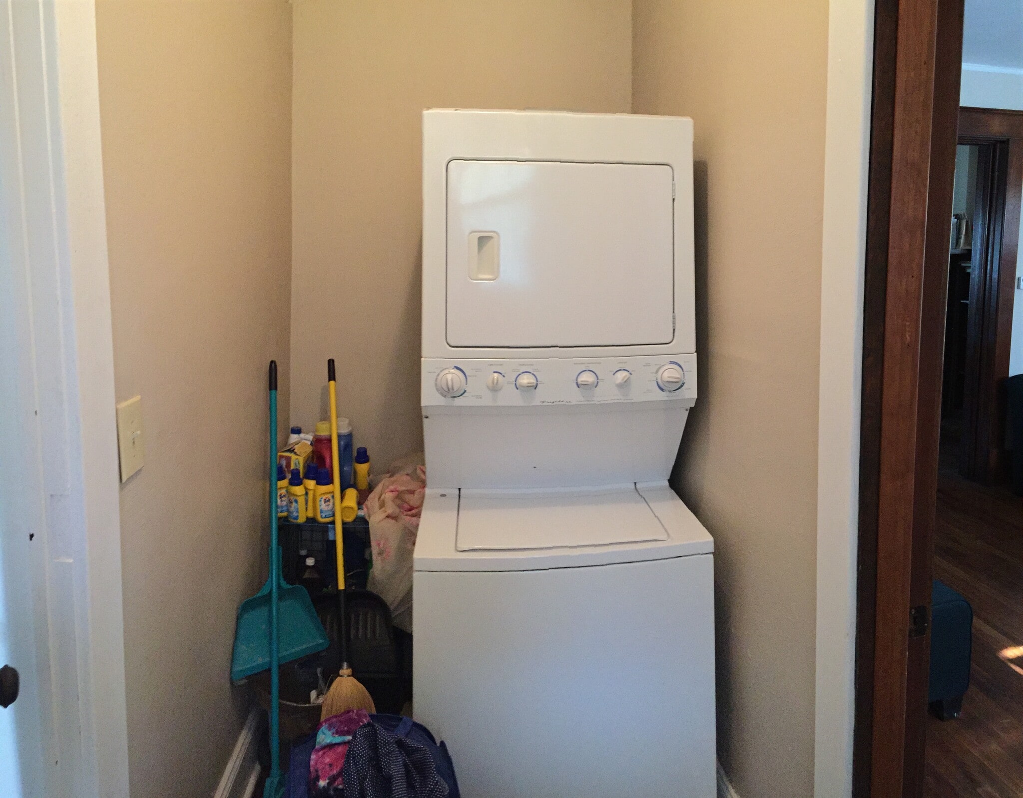 Shared laundry (not coin operated). - 1525 South 7th Street