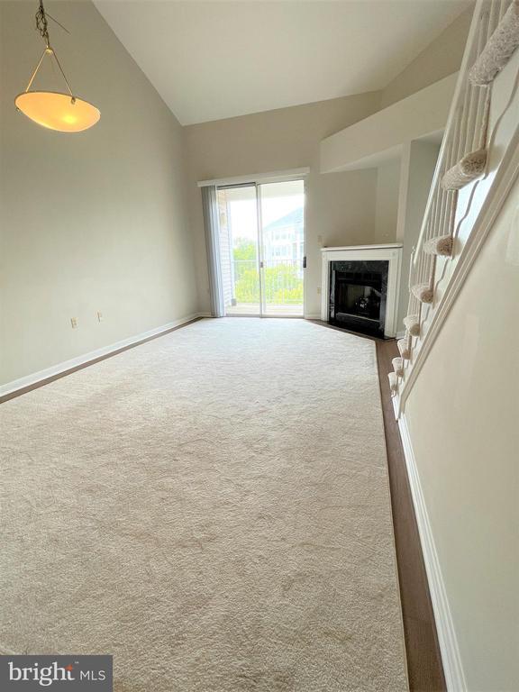 Building Photo - 1641 International Dr