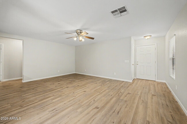 Building Photo - 2435 E Olivine Rd