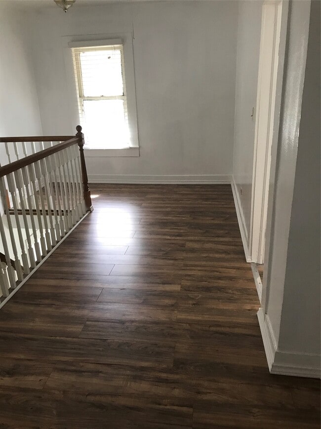 Building Photo - 2909 Sam Houston Ave