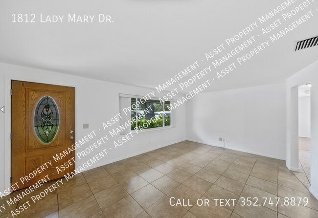Building Photo - 1812 Lady Mary Dr