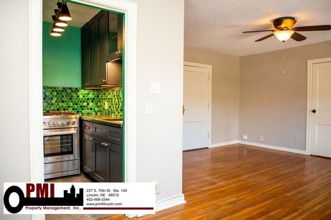 Building Photo - 1630 H St