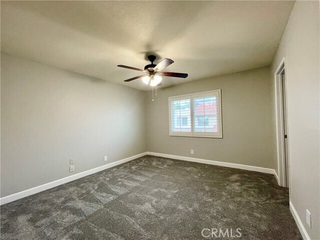 Building Photo - 9753 La Jolla Dr