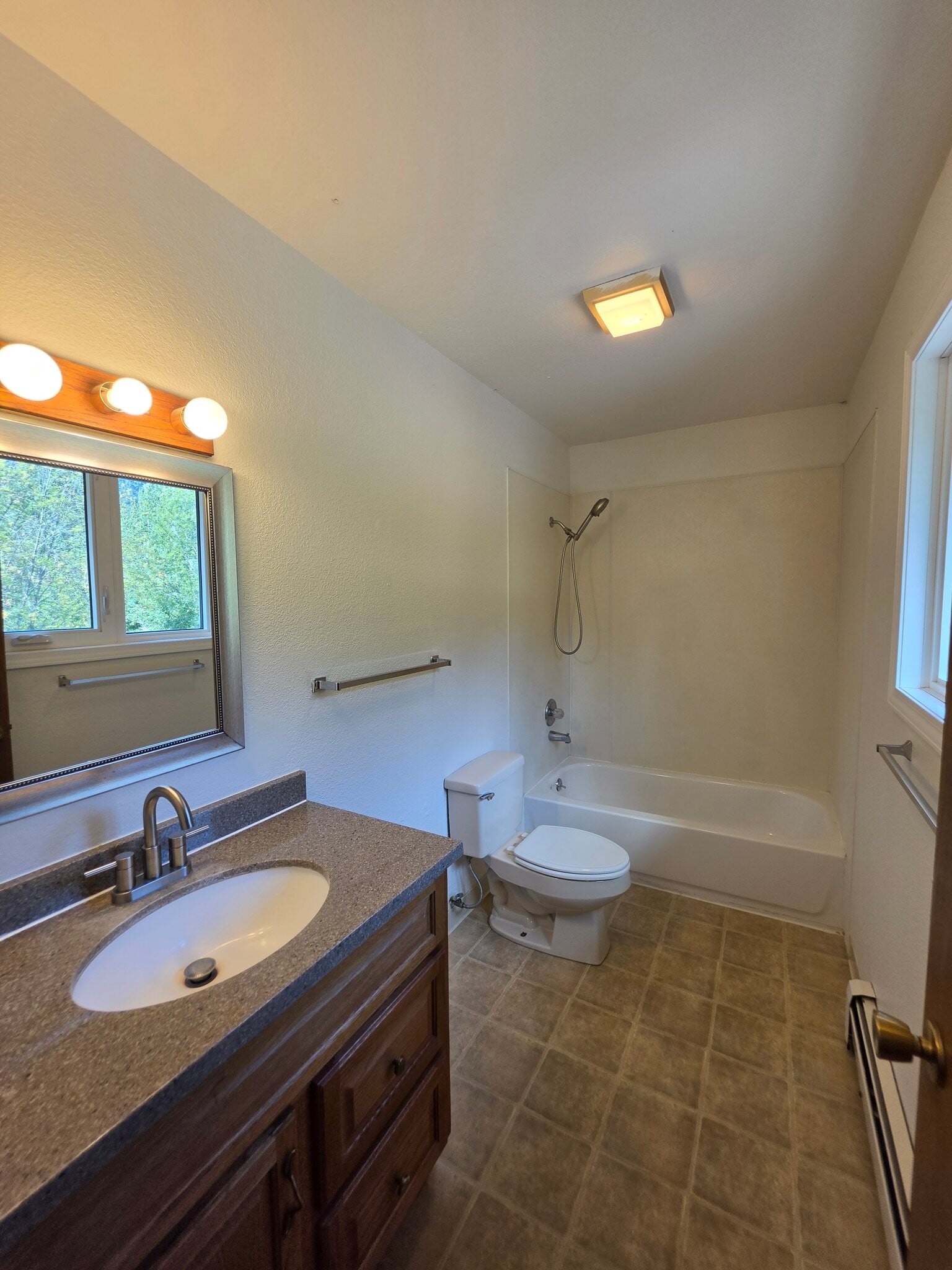 Building Photo - 21312 Settlers Dr