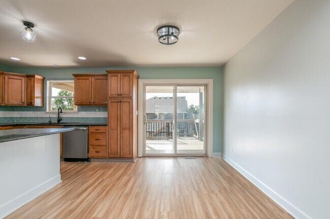 Building Photo - 4910 Stone Mountain Pkwy