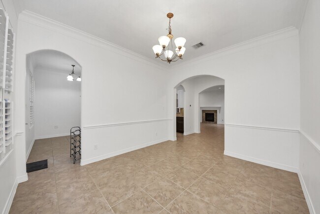 Building Photo - 1510 Olive Park