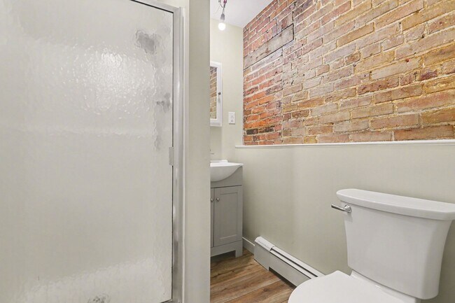 Building Photo - One bed, partially furnished, all utilities included