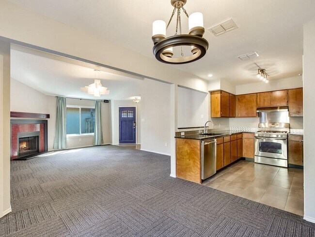 Building Photo - 13019 Emma Lee Ave
