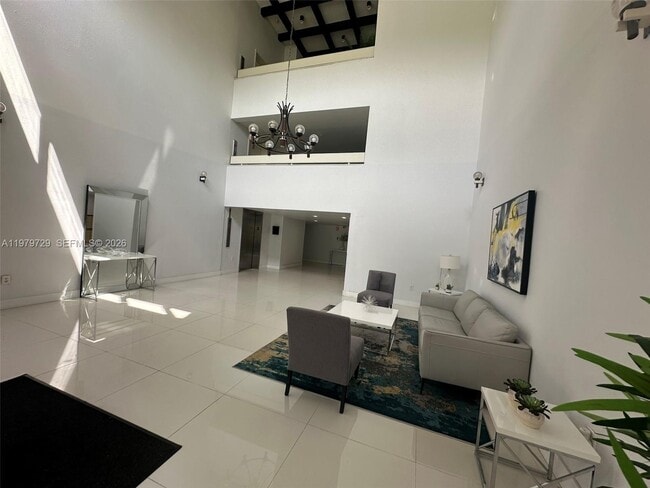 Building Photo - 200 Lakeview Dr