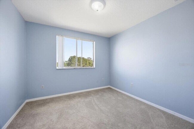 Building Photo - 713 Washington Palm Loop