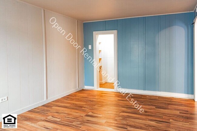 Building Photo - 17425 IN-37