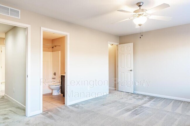 Building Photo - 3838 Nadia Ln