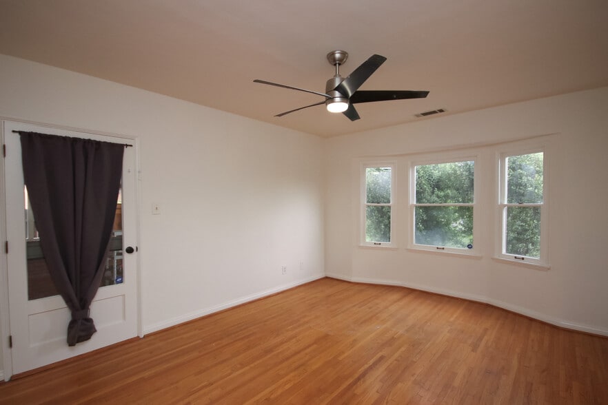 Building Photo - 412 N Campbell Ave