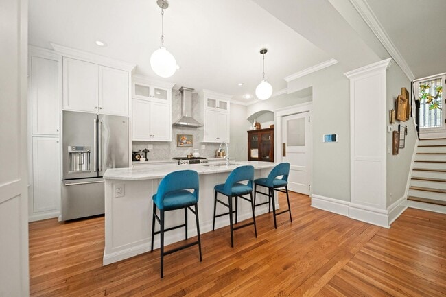 Building Photo - 503 S 3rd St