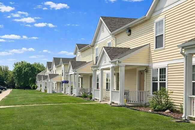 Building Photo - Pickerel Park Townhomes