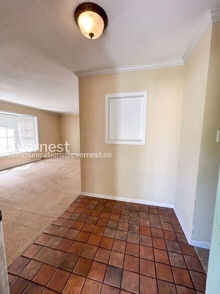 Building Photo - 1231 Willowlake Ct