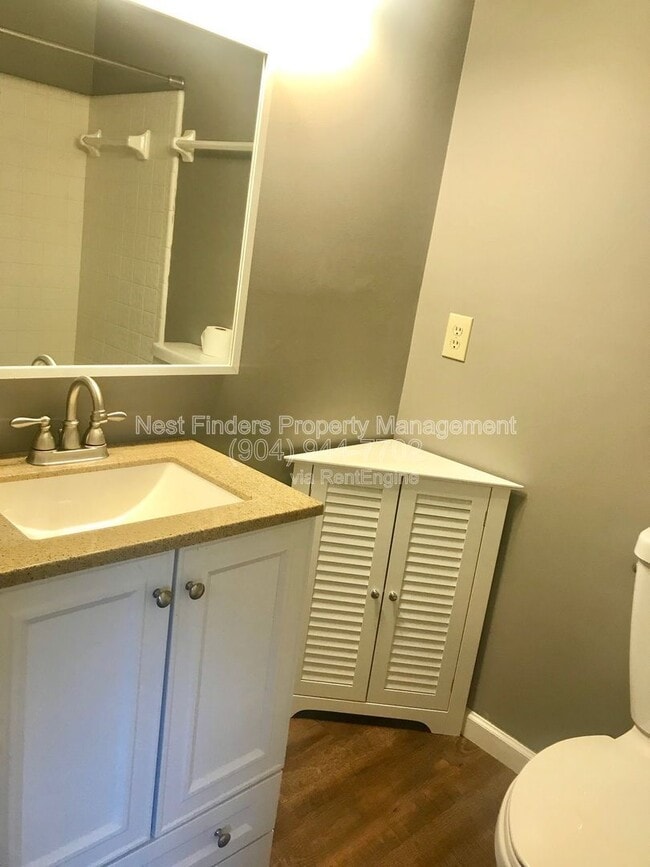 Building Photo - 7623 Baymeadows Cir W