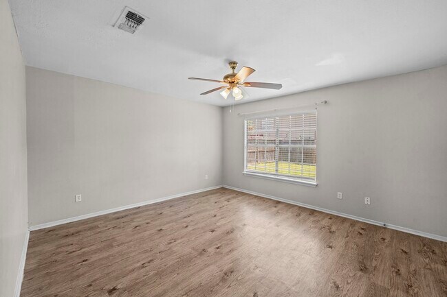 Building Photo - 16723 Running Quail Ct