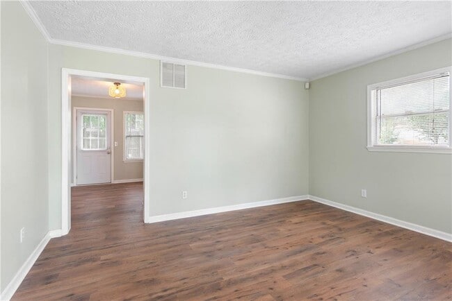 Building Photo - 2051 College Ave NE