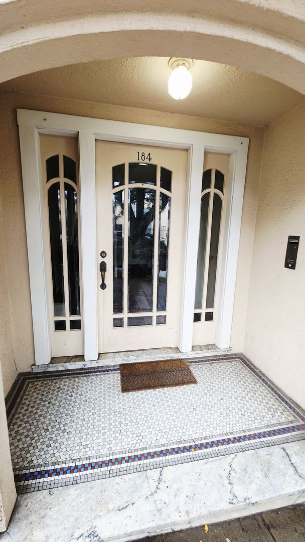 Building Photo - 184-186 Park Street