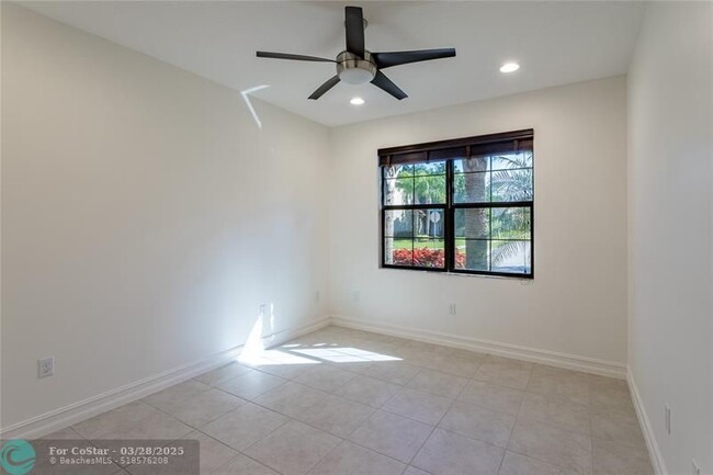 Building Photo - 8127 Rainforest Jasper Ln