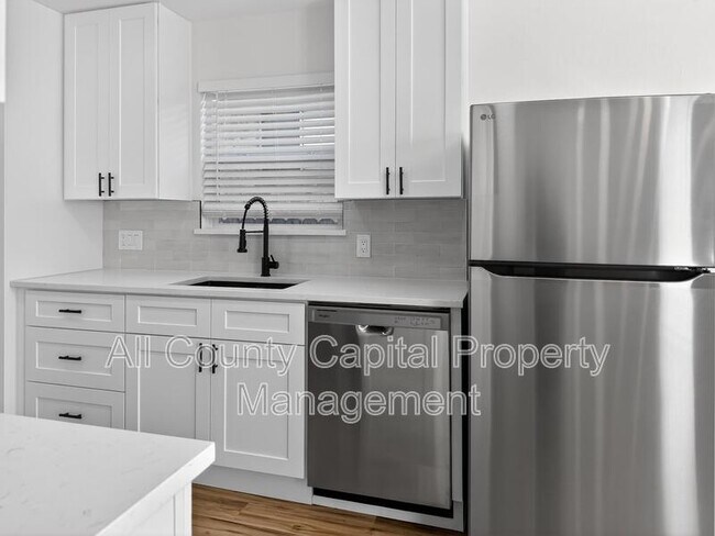 Building Photo - 3432 Willowrun Dr