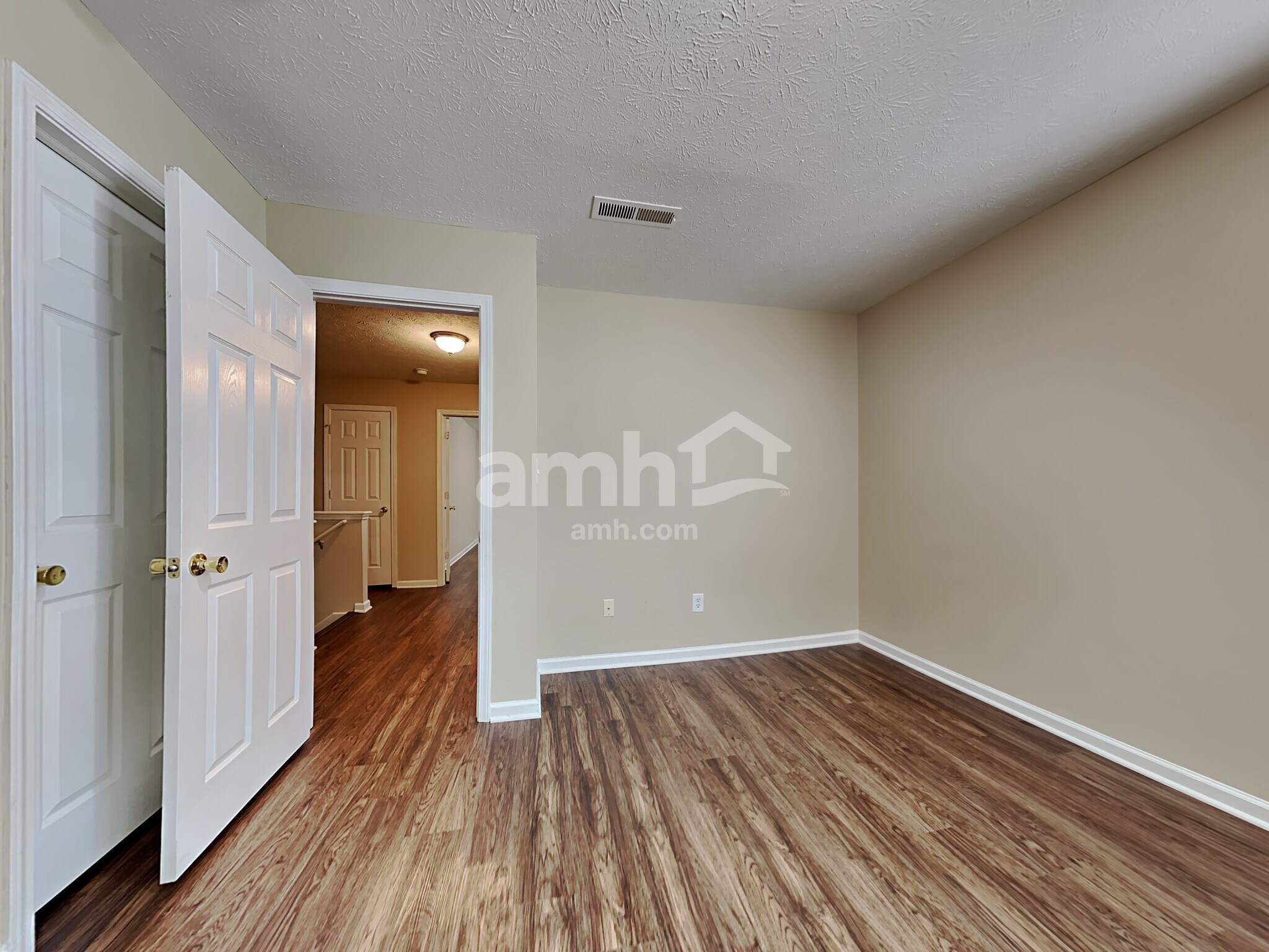 Building Photo - 5805 W Deerview Bend