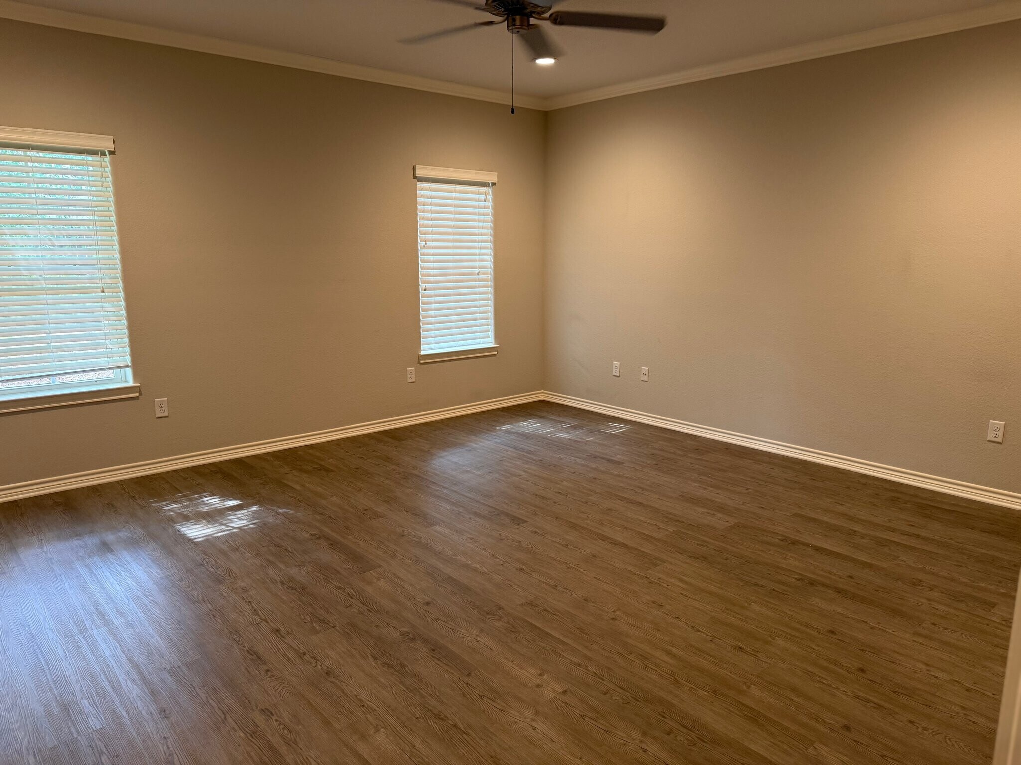 Building Photo - 2200 Woodgrove Lane